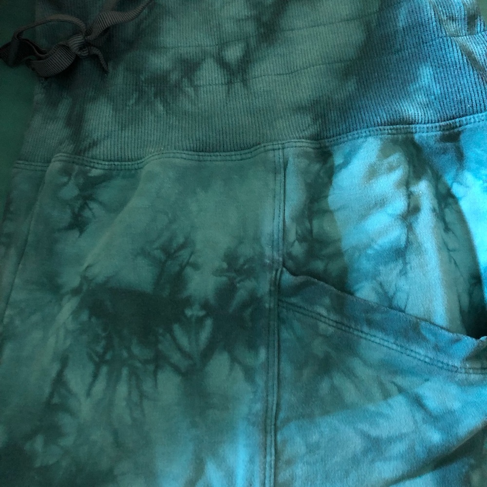 All in Motion womens Teal Tie-Dye Joggers